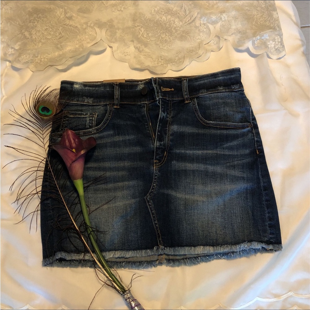 Buckle Jean Skirt